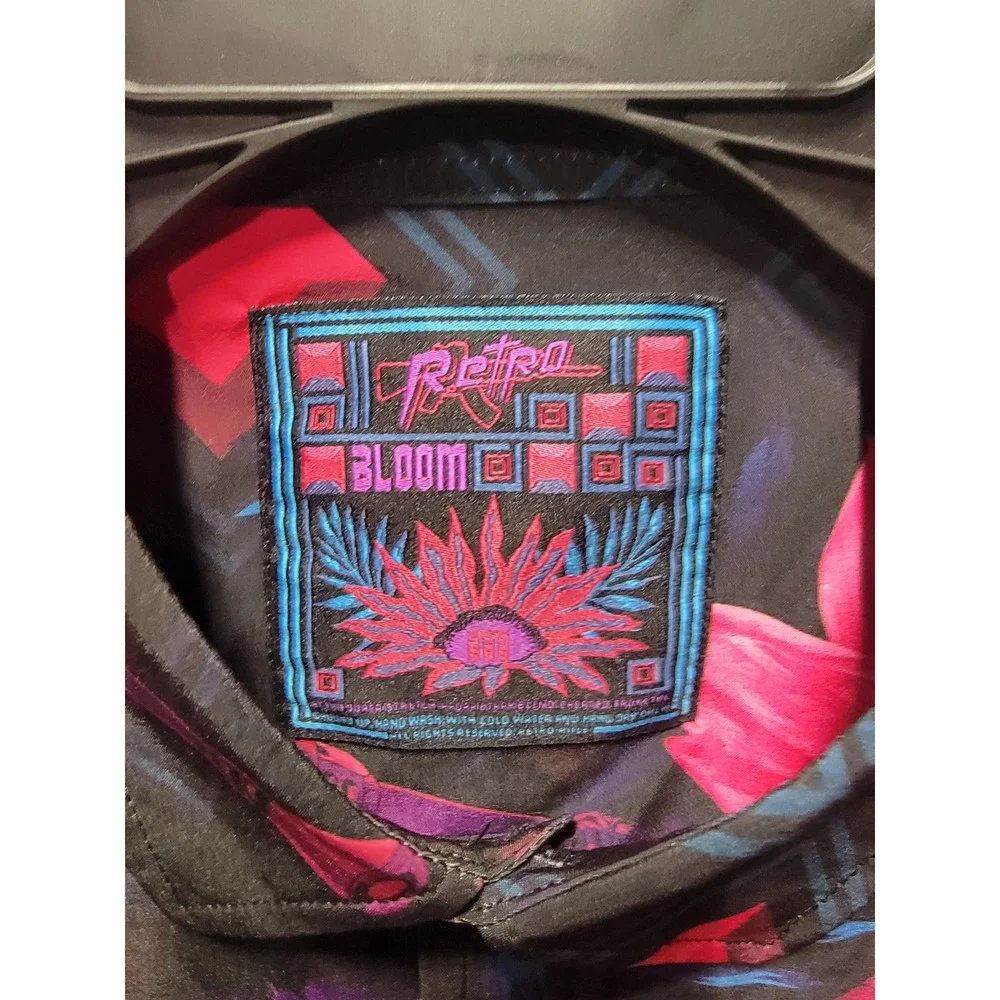 Retro Rifle Pink/Blue/Black Short Sleeve Button Down‎ Shirt Size M